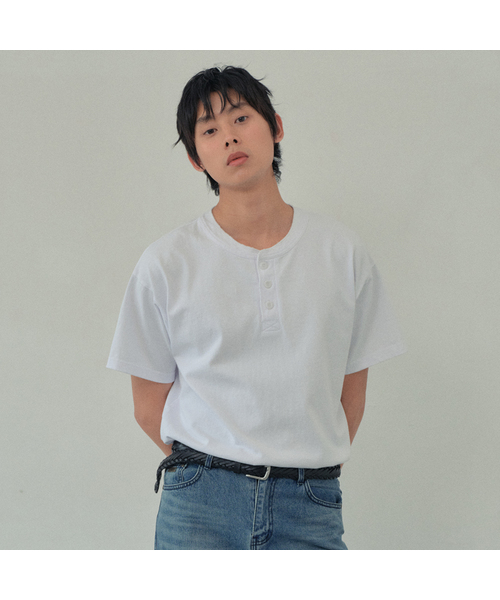 WEDNESDAY OASIS(ウェンズデーオアシス)の「ヴィンテージウォッシュハーフTシャツ_3COLOR(WCB6TP01)(Tシャツ/カットソー・メンズ・ブラック/チャコール/アイボリー・MEDIUM/LARGE/X-LARGE)」の2枚目の写真