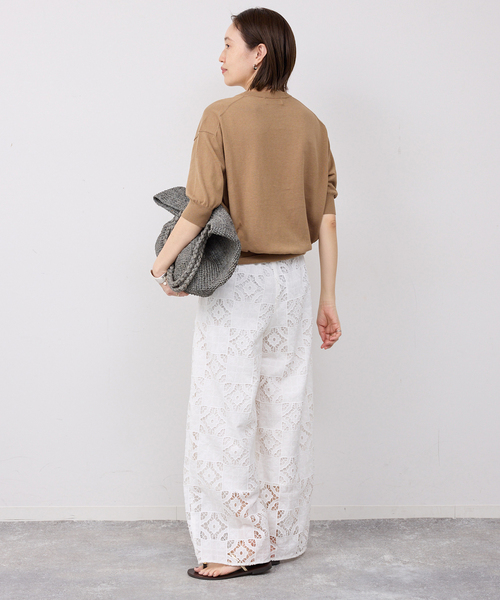 SLOBE IENA(スローブイエナ)の「《WEB限定/追加/シリーズあり》コットンキュプラハーフスリーブプルオーバー(ニット/セーター・レディース・チャコールグレー/アイボリー/ベージュ・FREE)」の14枚目の写真