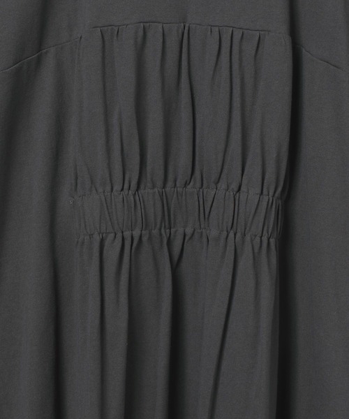 LEPSIM（レプシィム）の「バックギャザーチュニック　742571（Tシャツ/カットソー・レディース・オフホワイト/ブラック/イエロー/チャコールグレー・FREE）」の10枚目の写真
