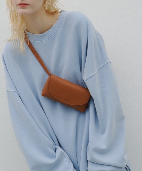 CIAOPANIC TYPY(チャオパニックティピー)の「:【ZOZO限定】アソート素材ウエストポーチベルトBAG(ボディバッグ/ウエストポーチ・レディース・ブラック/ダークブラウン/ベージュ/キャメル/グレイッシュベージュ・ONE SIZE)」の5枚目の写真
