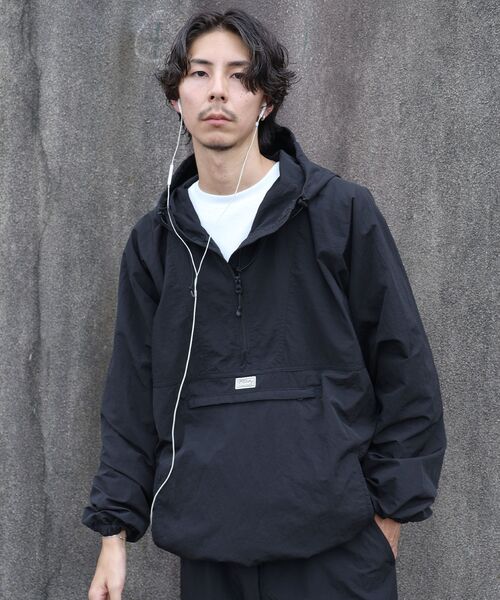 FFEIN(フェイン)の「【撥水加工】FFEIN(フェイン)アノラックジャケット / セットアップ ナイロン スタンド フルジップ 刺繍 ワンポイント ドローコード(ナイロンジャケット・メンズ・レッド/ブラック/アイボリー・SMALL/LARGE/MEDIUM)」の10枚目の写真