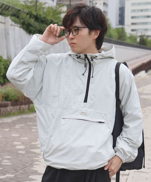 FFEIN(フェイン)の「【撥水加工】FFEIN(フェイン)アノラックジャケット / セットアップ ナイロン スタンド フルジップ 刺繍 ワンポイント ドローコード(ナイロンジャケット・メンズ・レッド/ブラック/アイボリー・SMALL/LARGE/MEDIUM)」の20枚目の写真