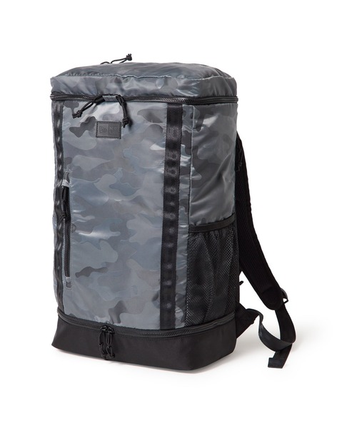 NEW ERA(ニューエラ)の「ニューエラ ボックスパック バックパックリュック 大容量32L(バックパック/リュック・メンズ・グレー・FREE)」の1枚目の写真