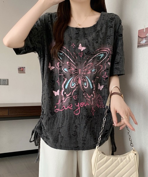 2ly2(トゥーリートゥー)の「バタフライプリント ダメージデザイントップス(Tシャツ/カットソー・レディース・ベージュ/グレー・FREE)」の6枚目の写真