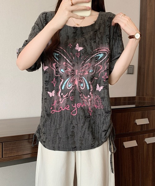 2ly2(トゥーリートゥー)の「バタフライプリント ダメージデザイントップス(Tシャツ/カットソー・レディース・ベージュ/グレー・FREE)」の11枚目の写真
