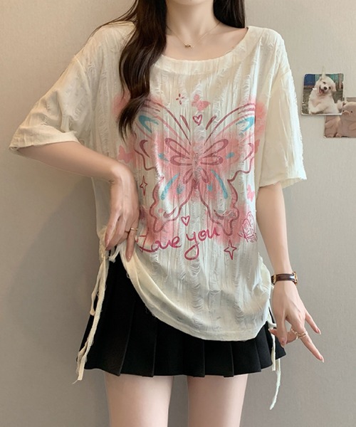 2ly2(トゥーリートゥー)の「バタフライプリント ダメージデザイントップス(Tシャツ/カットソー・レディース・ベージュ/グレー・FREE)」の18枚目の写真