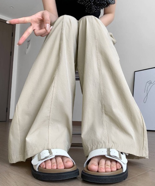 Mela(メラ)の「ドロストイージー バルーンワイドパンツ(その他パンツ・レディース・ピンク/ベージュ/グレー/ブルー/ブラック・L/M/S)」の18枚目の写真