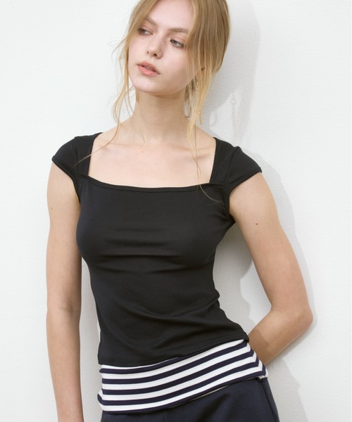 Rohwel(ローウェル)の「Square Neck Tops / スクエアネックトップス(Tシャツ/カットソー・レディース・カーキ/ネイビー/ボルドー/ホワイト・FREE)」の3枚目の写真