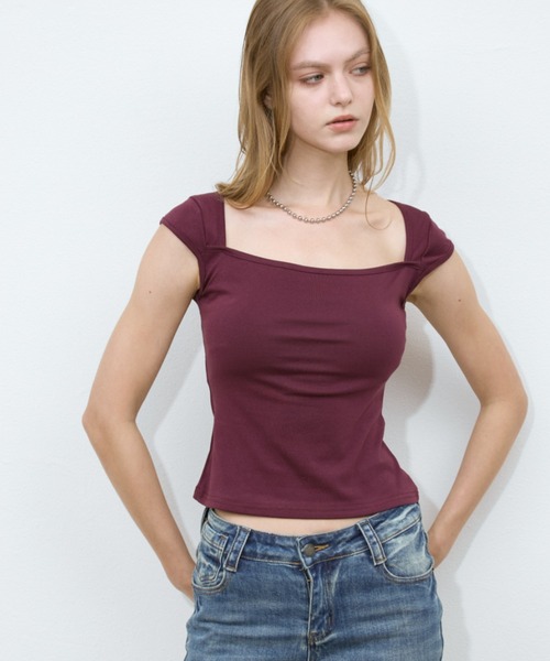 Rohwel(ローウェル)の「Square Neck Tops / スクエアネックトップス(Tシャツ/カットソー・レディース・カーキ/ネイビー/ボルドー/ホワイト・FREE)」の4枚目の写真