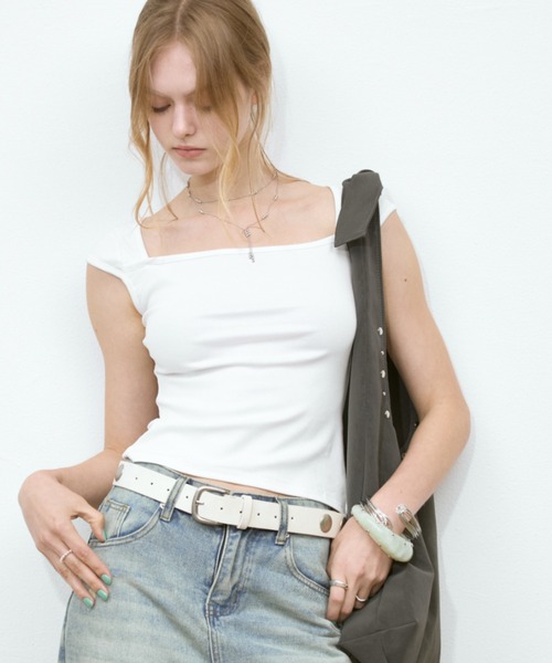 Rohwel(ローウェル)の「Square Neck Tops / スクエアネックトップス(Tシャツ/カットソー・レディース・カーキ/ネイビー/ボルドー/ホワイト・FREE)」の14枚目の写真