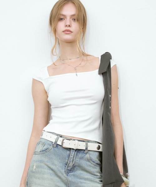 Rohwel(ローウェル)の「Square Neck Tops / スクエアネックトップス(Tシャツ/カットソー・レディース・カーキ/ネイビー/ボルドー/ホワイト・FREE)」の15枚目の写真
