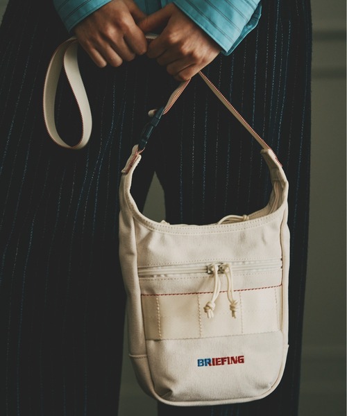 beautiful people(ビューティフルピープル)の「BR × BP CANVAS SLIM SHOULDER(ショルダーバッグ・レディース・ナチュラル・FREE)」の1枚目の写真