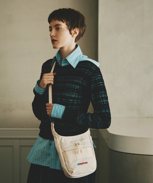 beautiful people(ビューティフルピープル)の「BR × BP CANVAS SLIM SHOULDER(ショルダーバッグ・レディース・ナチュラル・FREE)」の3枚目の写真