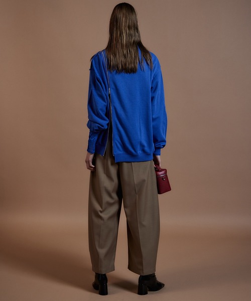 MAISON SPECIAL(メゾンスペシャル)の「【2026Autumn PRE-ORDER】Reverse Zipper Sweatshirt/リバースファスナースウェット(スウェット・レディース・ライトグレー/チャコールグレー/イエロー/ブルー・FREE)」の16枚目の写真