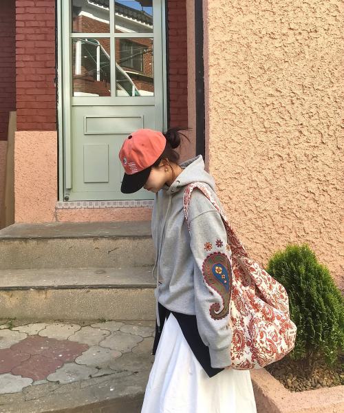 DER KOFFER（デルコッファー）の「HOBO PAISLEY [BRICK]_LARGE（ショルダーバッグ・レディース・その他・FREE）」の4枚目の写真