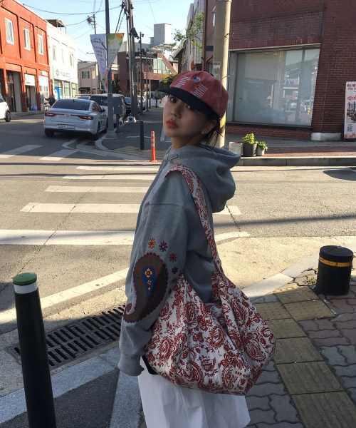 DER KOFFER（デルコッファー）の「HOBO PAISLEY [BRICK]_LARGE（ショルダーバッグ・レディース・その他・FREE）」の5枚目の写真