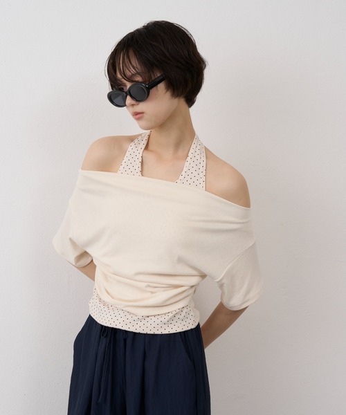 NUJOH(ヌゾ)の「Dot Halter Layered Off-Shoulder Tee / ドットホルターレイヤードオフショルダーT(Tシャツ/カットソー・レディース・ブラック/ブルー/アイボリー・FREE)」の5枚目の写真