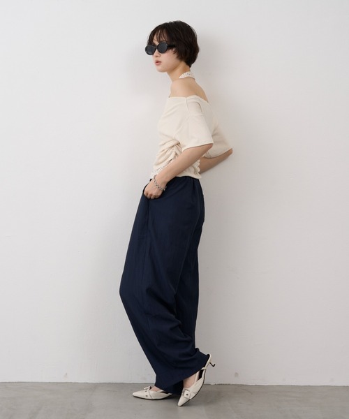 NUJOH(ヌゾ)の「Dot Halter Layered Off-Shoulder Tee / ドットホルターレイヤードオフショルダーT(Tシャツ/カットソー・レディース・ブラック/ブルー/アイボリー・FREE)」の9枚目の写真