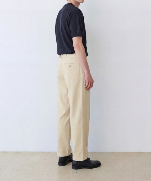 EDINBURGH CLUB(エディンバラクラブ)の「COOL LINEN HALF-SLEEVE KNIT (NAVY)(ニット/セーター・メンズ・ネイビー・SMALL/MEDIUM/LARGE/X-LARGE)」の4枚目の写真