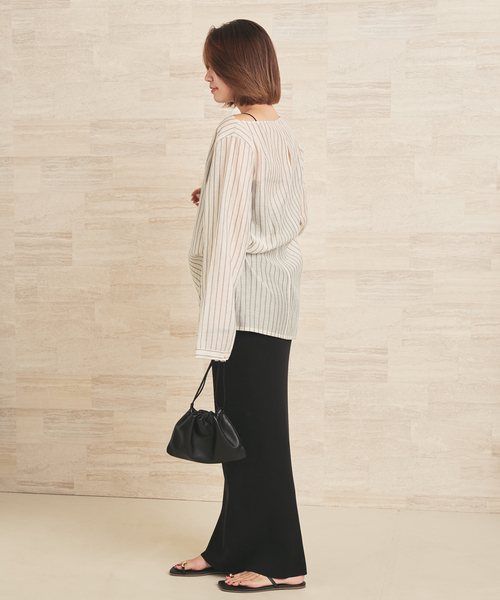 plage(プラージュ)の「Silk mix stripe T ブラウス(シャツ/ブラウス・レディース・ベージュ・FREE)」の4枚目の写真