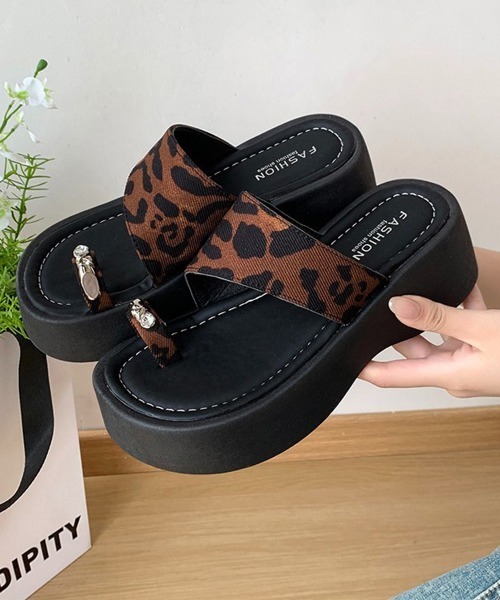 Miniministore(ミニミニストア)の「厚底トングサンダル 美脚脚長 おしゃれ靴(サンダル・レディース・ブラック/シャンパン/レオパード・22.5cm/23.5cm/23.0cm/24.5cm/24.0cm)」の3枚目の写真