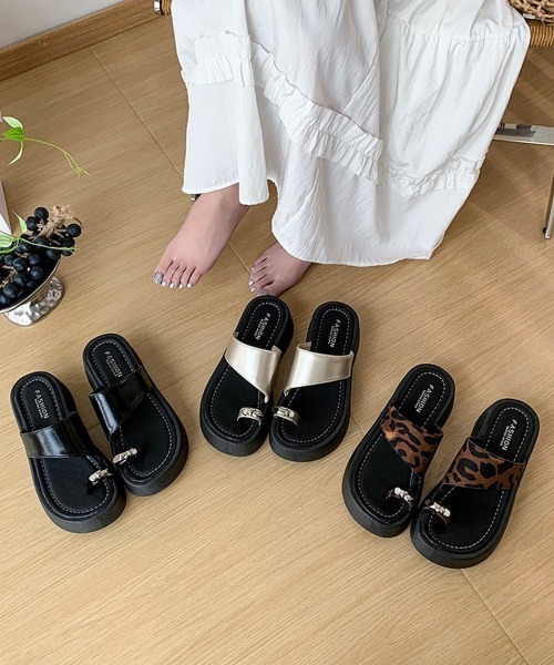Miniministore(ミニミニストア)の「厚底トングサンダル 美脚脚長 おしゃれ靴(サンダル・レディース・ブラック/シャンパン/レオパード・22.5cm/23.5cm/23.0cm/24.5cm/24.0cm)」の12枚目の写真