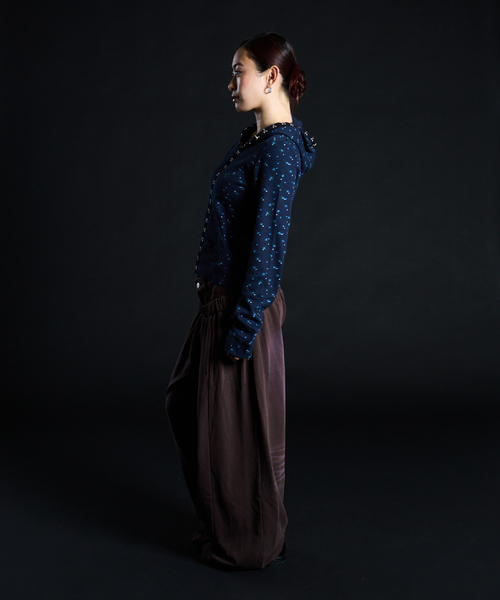 JOINT WORKS（ジョイントワークス）の「フックディテール ワッフルジップフーディー / J Floral Hook Waffle Hood（パーカー・レディース・ホワイト/ネイビー・FREE）」の9枚目の写真
