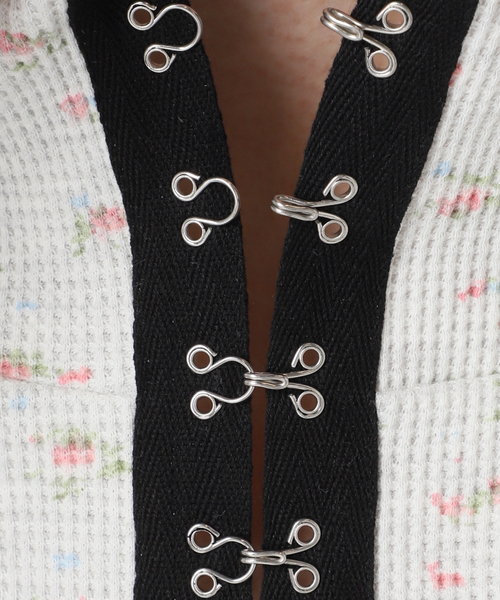 JOINT WORKS（ジョイントワークス）の「フックディテール ワッフルジップフーディー / J Floral Hook Waffle Hood（パーカー・レディース・ホワイト/ネイビー・FREE）」の19枚目の写真