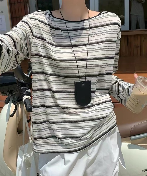 ampm(エーエムピーエム)の「バックリボンボーダーロングTシャツ(Tシャツ/カットソー・レディース・ブラック・S/M)」の2枚目の写真