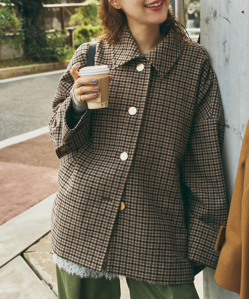 Spick & Span(スピックアンドスパン)の「《40周年 別注》Traditional Weatherwear MALTON B/T SHORT* GNCLB CHK(ステンカラーコート・レディース・ブラウン・34)」の16枚目の写真