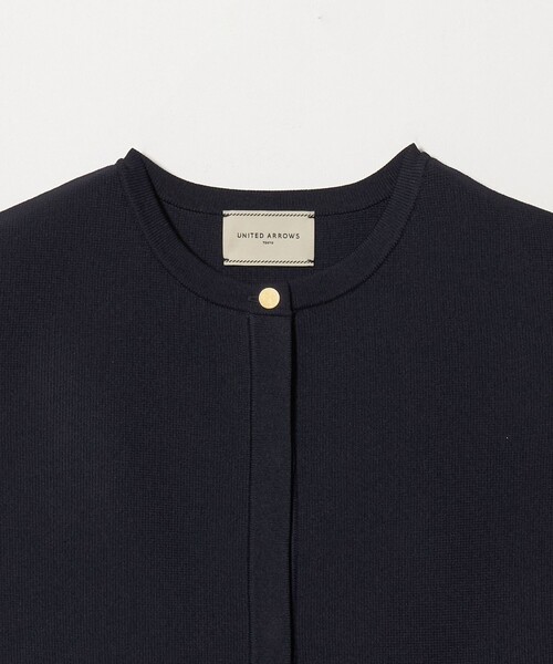 UNITED ARROWS(ユナイテッドアローズ)の「ビジュー ベスト ‐ウォッシャブル‐(ベスト・レディース・ネイビー/ブラック/ダークグレー・FREE)」の12枚目の写真
