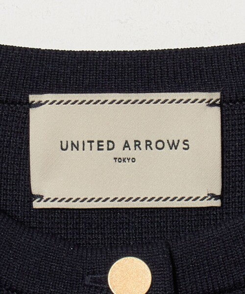 UNITED ARROWS(ユナイテッドアローズ)の「ビジュー ベスト ‐ウォッシャブル‐(ベスト・レディース・ネイビー/ブラック/ダークグレー・FREE)」の10枚目の写真