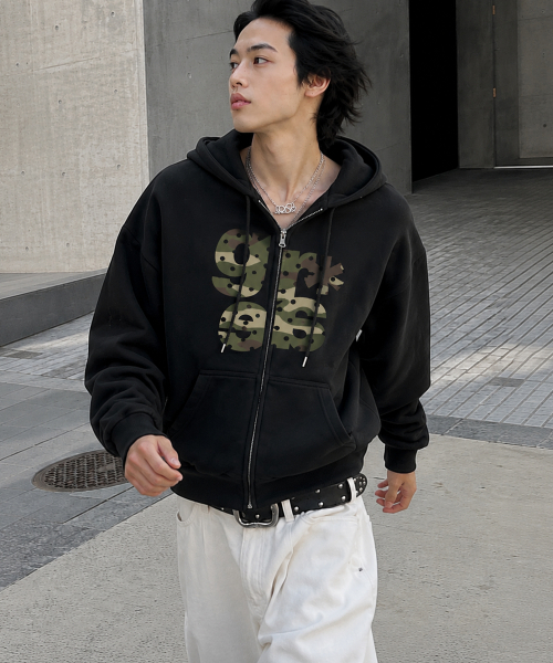 GRAVER（グレーバー）の「[ユニセックス]GRAE-S CAMO_フードパーカー_3カラー（パーカー・レディース・ブラック/グレー/ホワイト・MEDIUM/LARGE）」の5枚目の写真