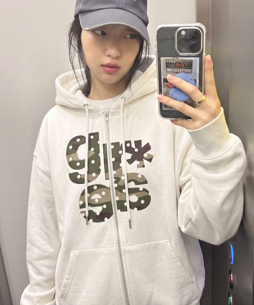 GRAVER（グレーバー）の「[ユニセックス]GRAE-S CAMO_フードパーカー_3カラー（パーカー・レディース・ブラック/グレー/ホワイト・MEDIUM/LARGE）」の7枚目の写真