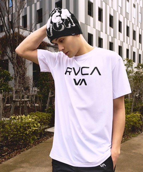RVCA(ルーカ)の「RVCA メンズ RVCA VA VENT SS TEE Tシャツ 【2026年秋冬モデル】/ルーカドライストレッチ半袖Tシャツ(Tシャツ/カットソー・メンズ・ホワイト/ブラック・SMALL/MEDIUM/LARGE/X-LARGE)」の1枚目の写真