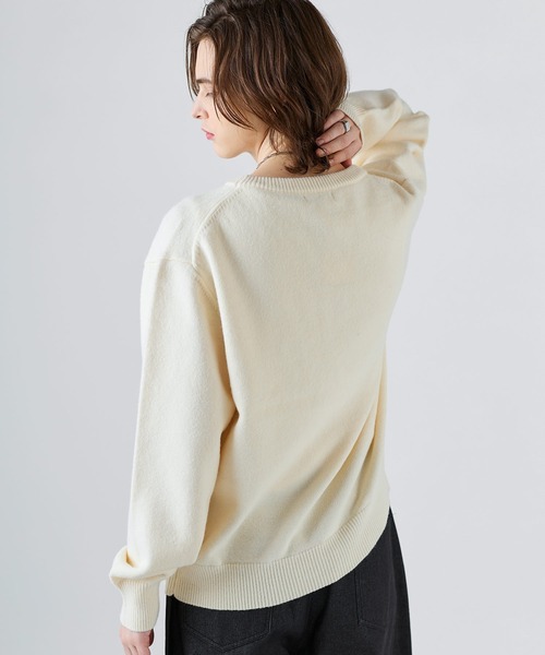 SOCCE(ソーシー)の「ソフトタッチルーズクルー/Vネックニット(ニット/セーター・メンズ・グレー系/ライトグレー/チャコール/ネイビー系/ブラウン/アイボリー・XL/S/L/M)」の8枚目の写真