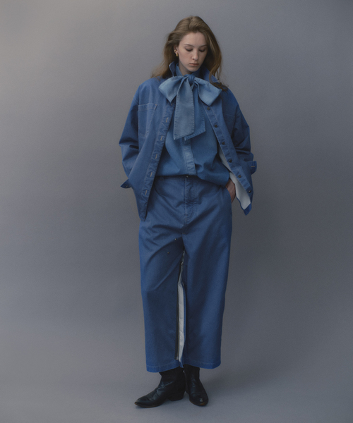 VERMEIL par iena（ヴェルメイユパーイエナ）の「BOWTE バウト Light Denim ボウタイシャツ（シャツ/ブラウス・レディース・コバルトブルー・SMALL）」の9枚目の写真