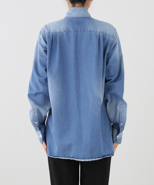 VERMEIL par iena（ヴェルメイユパーイエナ）の「BOWTE バウト Light Denim ボウタイシャツ（シャツ/ブラウス・レディース・コバルトブルー・SMALL）」の5枚目の写真