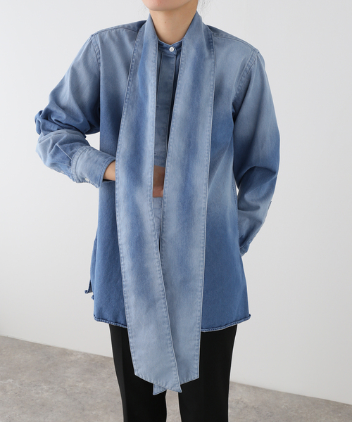 VERMEIL par iena（ヴェルメイユパーイエナ）の「BOWTE バウト Light Denim ボウタイシャツ（シャツ/ブラウス・レディース・コバルトブルー・SMALL）」の13枚目の写真