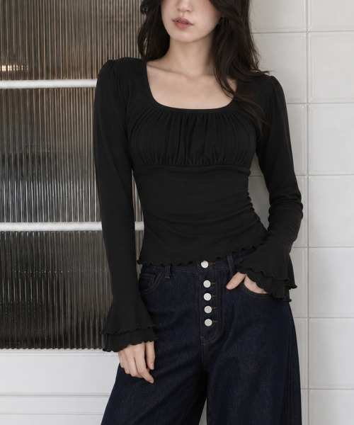 VIVID LADY(ビビッドレディー)の「バストシャーリング ダブルフレアスリーブ 長袖トップス(Tシャツ/カットソー・レディース・アイボリー/ブラック/グレー・FREE)」の15枚目の写真