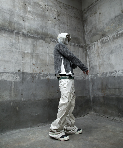 ROARINGRAD(ロアリングラド)の「ダブルニーカーペンターフレアパンツベージュ(その他パンツ・メンズ・その他・SMALL/MEDIUM/LARGE)」の10枚目の写真