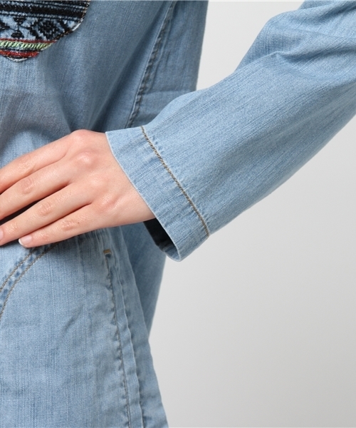 CUBE SUGAR（キューブシュガー）の「5.5ozデニム×刺繍トライアングルカラーワンピース（シャツワンピース・レディース・ネイビー/ブルー系その他/ブルー系その他2・M）」の9枚目の写真