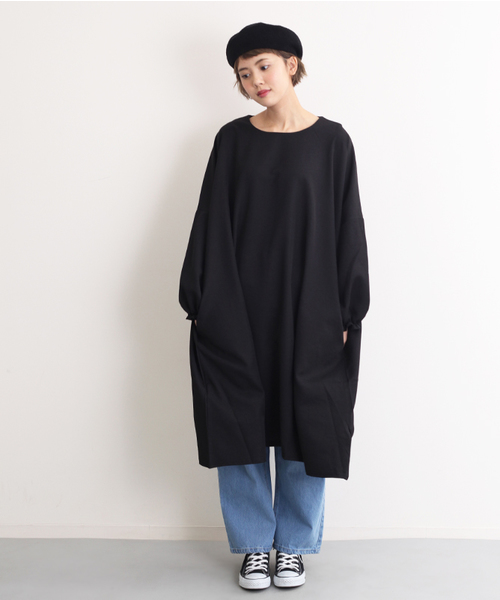 MERLOT(メルロー)の「ビッグシルエットパフ袖ワンピース4907(ワンピース・レディース・ブラック/グレー/ブルー/レッド/パープル系その他・FREE)」の2枚目の写真