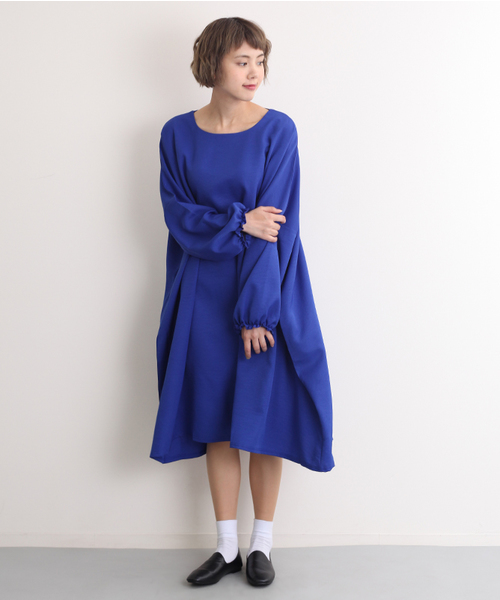 MERLOT(メルロー)の「ビッグシルエットパフ袖ワンピース4907(ワンピース・レディース・ブラック/グレー/ブルー/レッド/パープル系その他・FREE)」の19枚目の写真