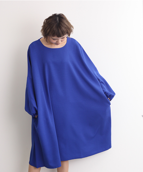 MERLOT(メルロー)の「ビッグシルエットパフ袖ワンピース4907(ワンピース・レディース・ブラック/グレー/ブルー/レッド/パープル系その他・FREE)」の14枚目の写真