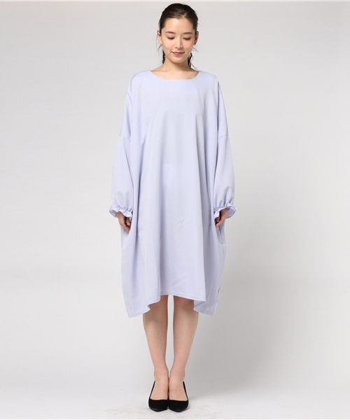 MERLOT(メルロー)の「ビッグシルエットパフ袖ワンピース4907(ワンピース・レディース・ブラック/グレー/ブルー/レッド/パープル系その他・FREE)」の13枚目の写真