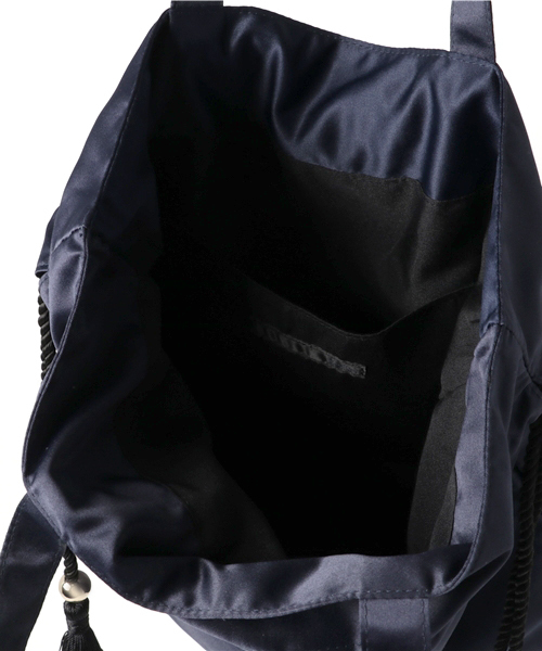 Heather（ヘザー）の「タッセルトート  746261（トートバッグ・レディース・ネイビー/ホワイト/ピンク・ONE SIZE）」の7枚目の写真