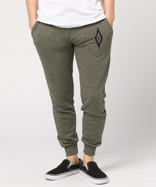 VENCEEXCHANGE（ヴァンスエクスチェンジ）の「裏毛オパールスウェットパンツ           （その他パンツ・メンズ・チャコールグレー/ダークグリーン/オレンジ/ネイビー・LARGE/MEDIUM）」の2枚目の写真