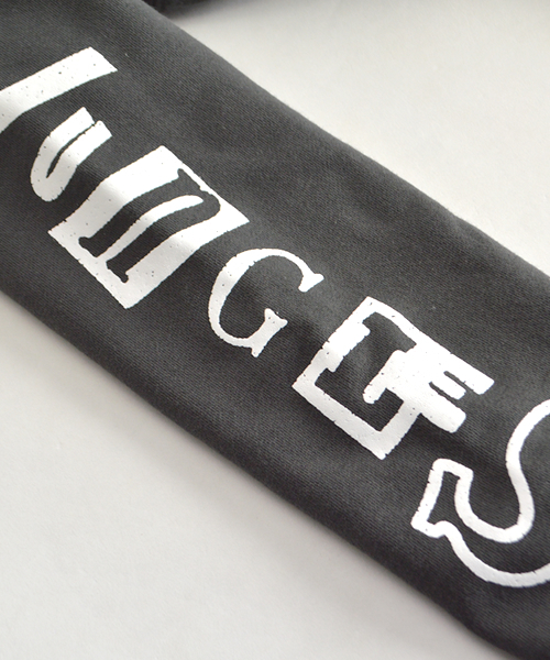 JUNGLES（ジャングルス）の「JUNGLES/ジャングルス TEENAGE HOODIE H-T-CH（パーカー・メンズ・チャコール・S/L/M/XL）」の4枚目の写真