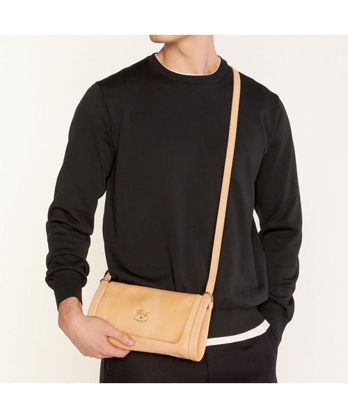 IL BISONTE(イルビゾンテ)の「IL BISONTE / ORIGINAL LEATHER / クロスボディバッグ(ショルダーバッグ・レディース・ダークブラウン/ブラック/レッド/オリーブ/グレー/ネイビー/その他/オレンジ/ナチュラル/ライトブラウン/レンガ・FREE)」の15枚目の写真